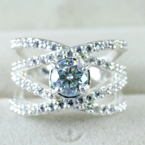 CERTIFIED AGI GENUINE NATURAL MINED 1.16CT Green Diamond Engagement Ring - Picture 1 of 8